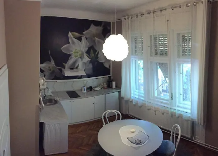 Square Σουμπότικα