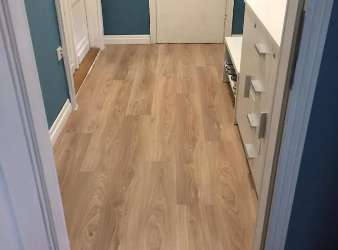 Square Διαμέρισμα *